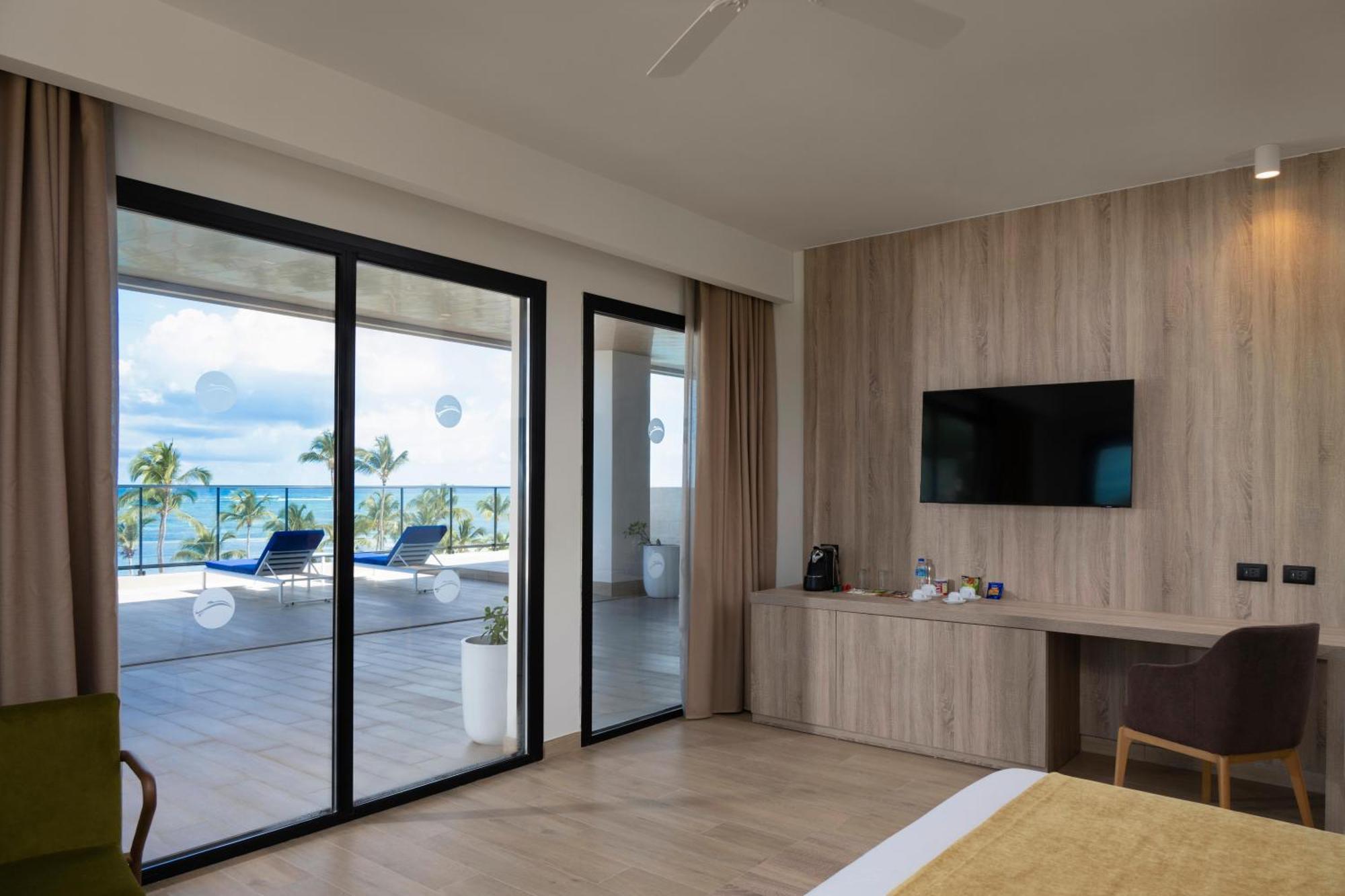Serenade All Suites - Adults Only Resort Punta Cana Esterno foto